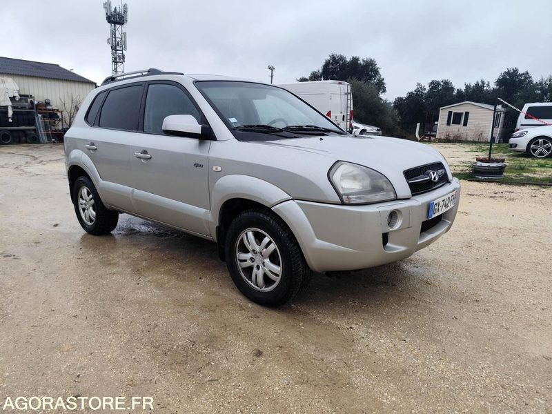 HYUNDAI TUCSON 2.0 CRDi 4WD 140CH - 2007 - 236700KMS - SUV: afbeelding 4 HYUNDAI TUCSON 2.0 CRDi 4WD 140CH - 2007 - 236700KMS - SUV: afbeelding 4