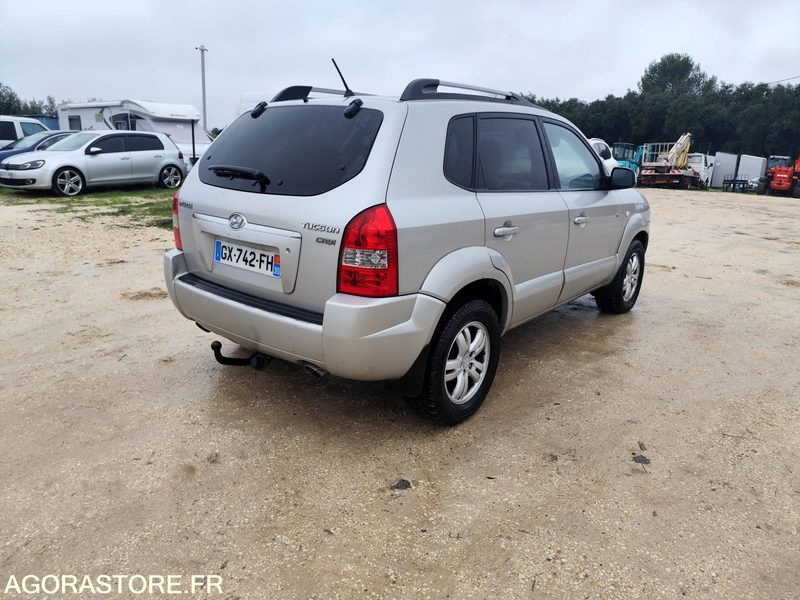 HYUNDAI TUCSON 2.0 CRDi 4WD 140CH - 2007 - 236700KMS - SUV: afbeelding 3 HYUNDAI TUCSON 2.0 CRDi 4WD 140CH - 2007 - 236700KMS - SUV: afbeelding 3