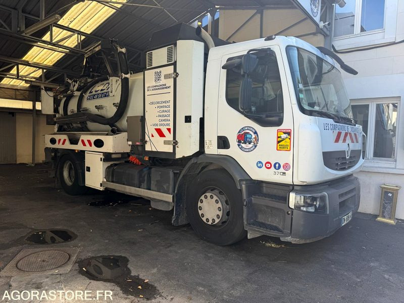 Hydrocureur Rivard 19T - 406 000 KM - Année 2008 - Vacuümwagen: afbeelding 1 Hydrocureur Rivard 19T - 406 000 KM - Année 2008 - Vacuümwagen: afbeelding 1