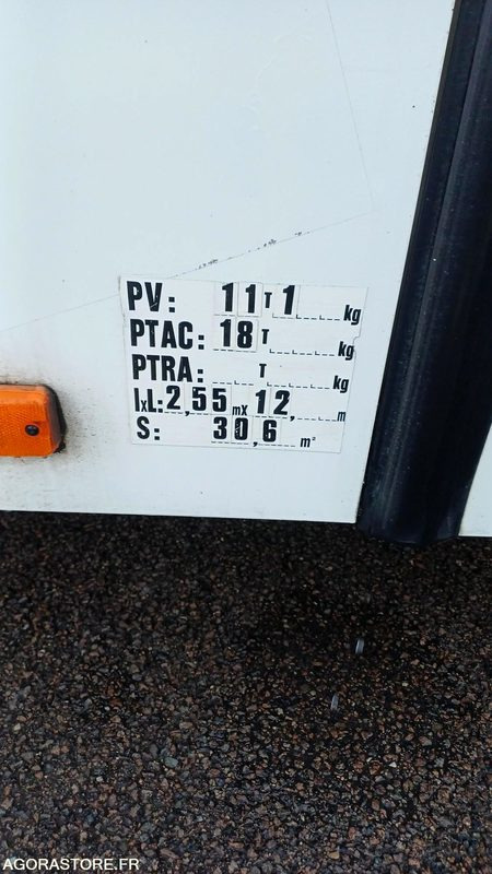 IRISBUS - RECREO - 2007 / 400780 KM - GE971ZS (7598) - Schoolbus: afbeelding 4 IRISBUS - RECREO - 2007 / 400780 KM - GE971ZS (7598) - Schoolbus: afbeelding 4