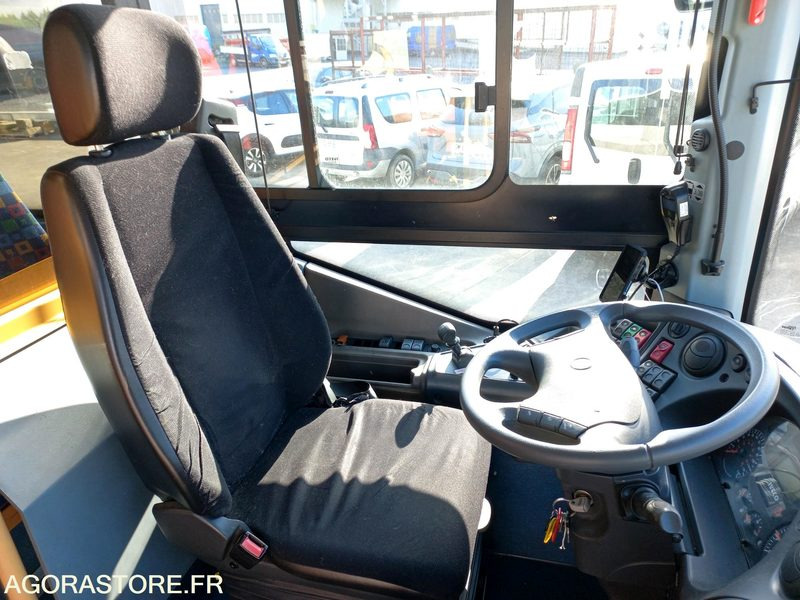 IRISBUS - RECREO - 2009 / 253000 KM - AC511ME (13531 / 2978) - Schoolbus: afbeelding 5 IRISBUS - RECREO - 2009 / 253000 KM - AC511ME (13531 / 2978) - Schoolbus: afbeelding 5