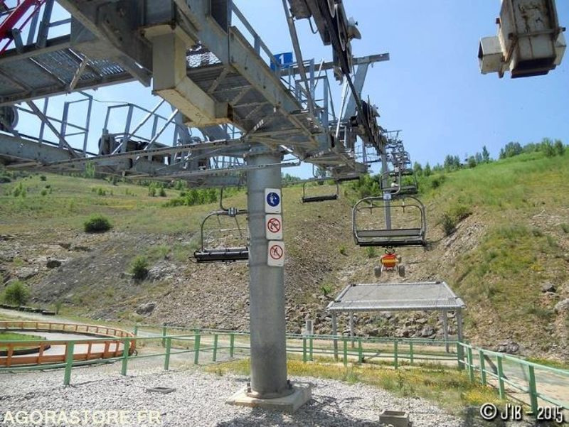 Installation "télésiège" - 2002 - Pomagalski - Gereedschap/ Toebehoor: afbeelding 2 Installation "télésiège" - 2002 - Pomagalski - Gereedschap/ Toebehoor: afbeelding 2