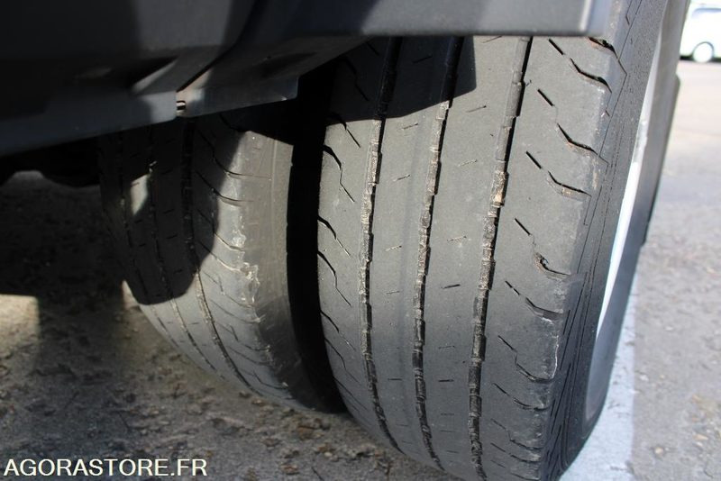 Iveco Daily / 7.5m / CNG / Airco / Automatique - Minibus, Personenvervoer: afbeelding 5 Iveco Daily / 7.5m / CNG / Airco / Automatique - Minibus, Personenvervoer: afbeelding 5