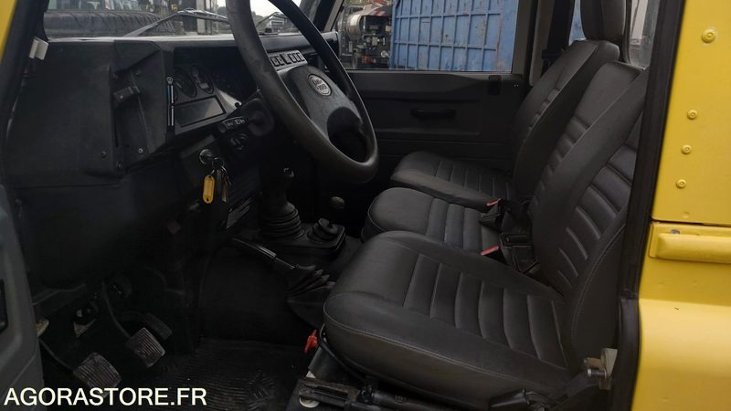 LAND ROVER DEFENDER - 2003 - 98879km - Personenwagen: afbeelding 5 LAND ROVER DEFENDER - 2003 - 98879km - Personenwagen: afbeelding 5
