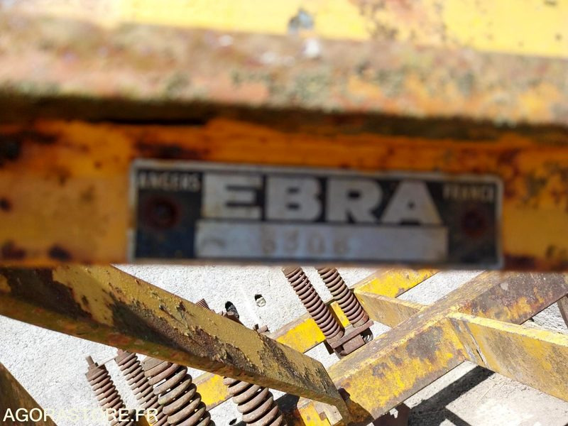 CULTIVATEUR CHISEL HEBRA 3336 - Landbouwmachine: afbeelding 5 CULTIVATEUR CHISEL HEBRA 3336 - Landbouwmachine: afbeelding 5