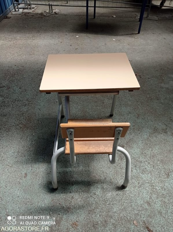 Lot de 28 Pupitres écoliers individuels - Gereedschap/ Toebehoor: afbeelding 4 Lot de 28 Pupitres écoliers individuels - Gereedschap/ Toebehoor: afbeelding 4