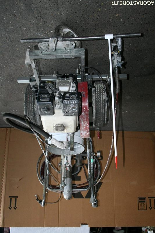 MACHINE A PEINTURE - Bouwmaterieel: afbeelding 3 MACHINE A PEINTURE - Bouwmaterieel: afbeelding 3