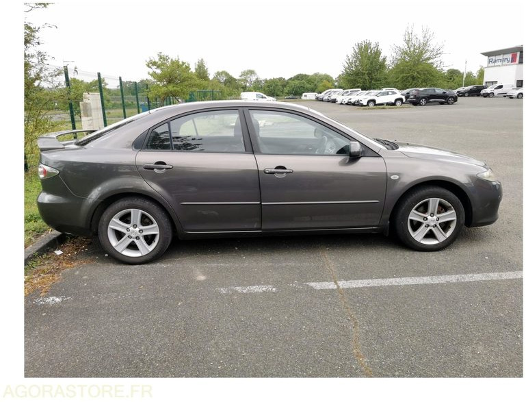 MAZDA 6 HATCHBACK - 93 386 KM - 2007 - Personenwagen: afbeelding 5 MAZDA 6 HATCHBACK - 93 386 KM - 2007 - Personenwagen: afbeelding 5