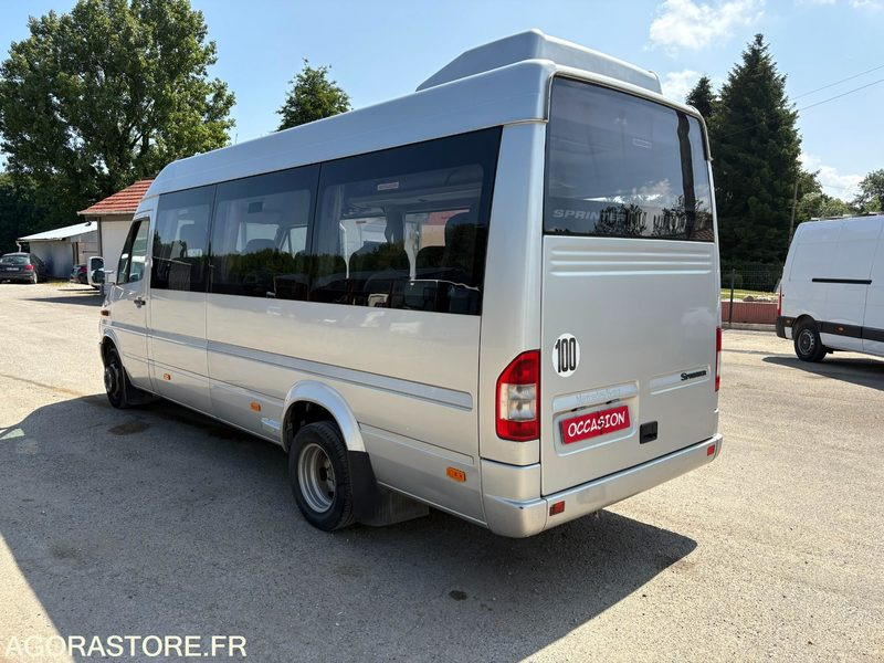 MERCEDES 413 DIESEL 17 PL - 2006 - 312 800 kms - Minibus, Personenvervoer: afbeelding 4 MERCEDES 413 DIESEL 17 PL - 2006 - 312 800 kms - Minibus, Personenvervoer: afbeelding 4