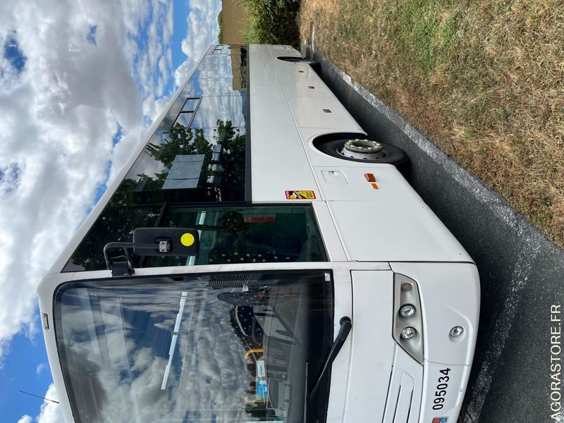 MERCEDES INTOURO N°095034 - Minibus, Personenvervoer: afbeelding 2 MERCEDES INTOURO N°095034 - Minibus, Personenvervoer: afbeelding 2