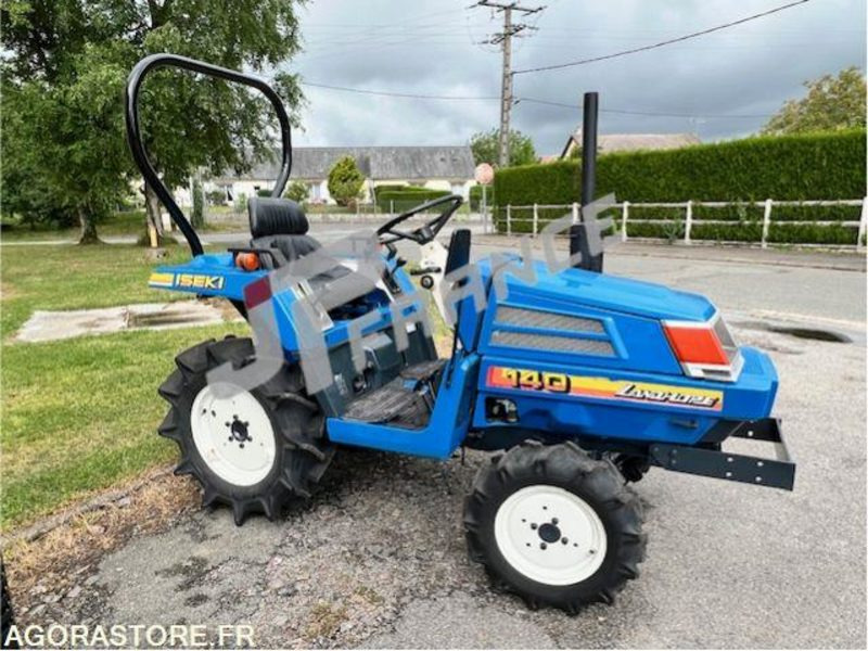 MICROTRACTEUR ISEKI 14 CV 4 ROUES MOTRICES DIESEL 1263H DANS L'ETAT ROULANT - Tractor: afbeelding 2 MICROTRACTEUR ISEKI 14 CV 4 ROUES MOTRICES DIESEL 1263H DANS L'ETAT ROULANT - Tractor: afbeelding 2