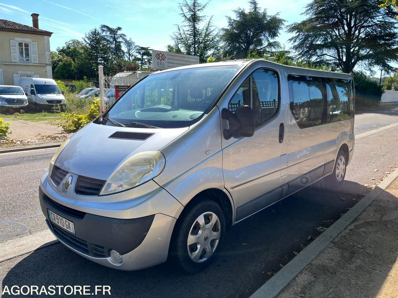 MINIBUS VL - 9 PLACES - TRAFIC - L2 H1 - 115 CH - CLIM- 165200 KMS - ATTELAGE - Minibus, Personenvervoer: afbeelding 3 MINIBUS VL - 9 PLACES - TRAFIC - L2 H1 - 115 CH - CLIM- 165200 KMS - ATTELAGE - Minibus, Personenvervoer: afbeelding 3