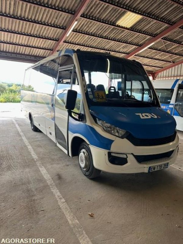 MINICARS IVECO BUS DAILY TOURYS 25396 MEC 2017 KM 277000 EN-178-ZE - Minibus, Personenvervoer: afbeelding 2 MINICARS IVECO BUS DAILY TOURYS 25396 MEC 2017 KM 277000 EN-178-ZE - Minibus, Personenvervoer: afbeelding 2