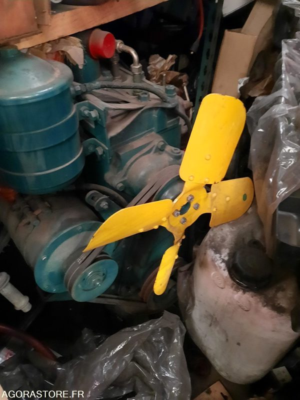 MOTEUR ESSENCE JEEP WILLIS M201 24V - NEUF COMPLET - Gereedschap/ Toebehoor: afbeelding 3 MOTEUR ESSENCE JEEP WILLIS M201 24V - NEUF COMPLET - Gereedschap/ Toebehoor: afbeelding 3