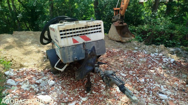 Machine a chape Lancy - TM2500 - 2385heures - Kleine betonpomp: afbeelding 1 Machine a chape Lancy - TM2500 - 2385heures - Kleine betonpomp: afbeelding 1