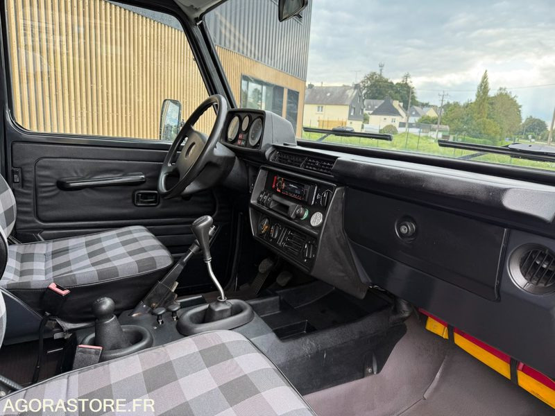 Mercedes Benz Classe G G290 (version court) 4x4 1995 - 231500 km - - SUV: afbeelding 5 Mercedes Benz Classe G G290 (version court) 4x4 1995 - 231500 km - - SUV: afbeelding 5