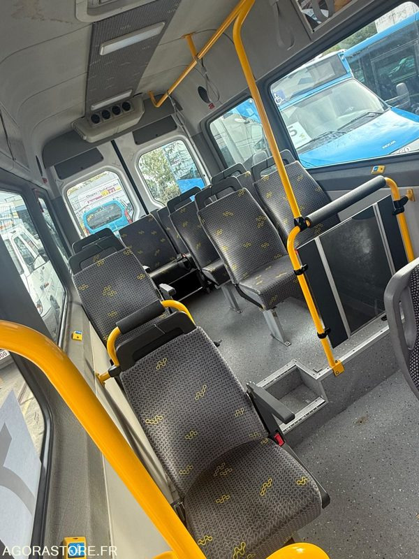 Minibus Mercedes Sprinter - 2014 - 659 600km - Bon état général - Minibus, Personenvervoer: afbeelding 5 Minibus Mercedes Sprinter - 2014 - 659 600km - Bon état général - Minibus, Personenvervoer: afbeelding 5