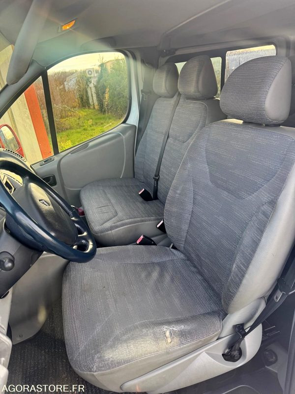 Minibus Renault Trafic l2h1 9 places - Minibus, Personenvervoer: afbeelding 5 Minibus Renault Trafic l2h1 9 places - Minibus, Personenvervoer: afbeelding 5