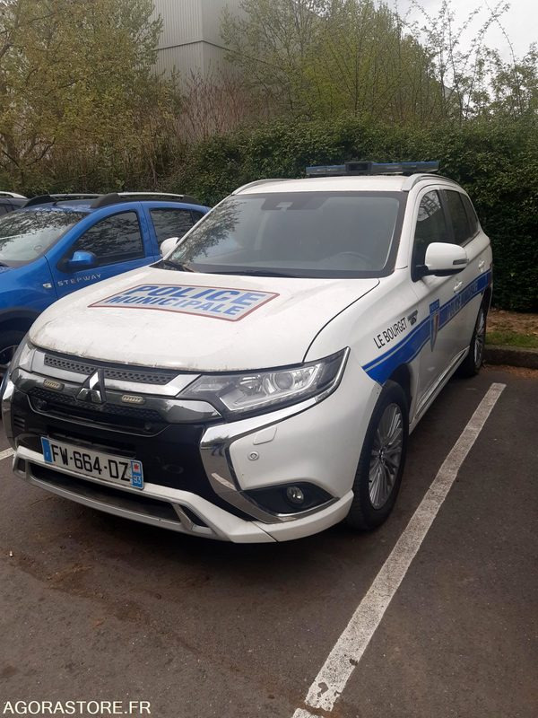 Mitsubichi Outlander - 2020 - 30000kms - FW664DZ - SUV: afbeelding 2 Mitsubichi Outlander - 2020 - 30000kms - FW664DZ - SUV: afbeelding 2