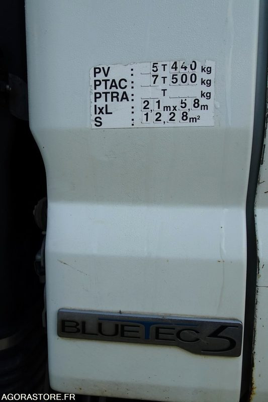 Mitsubishi Fuso - Vuilniswagen: afbeelding 4 Mitsubishi Fuso - Vuilniswagen: afbeelding 4