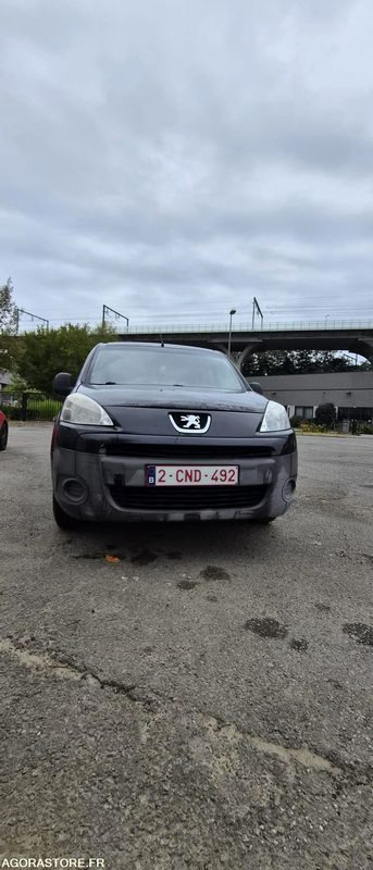 Monospace Peugeot Partner - 2012 - 296 080km - Personenwagen: afbeelding 2 Monospace Peugeot Partner - 2012 - 296 080km - Personenwagen: afbeelding 2