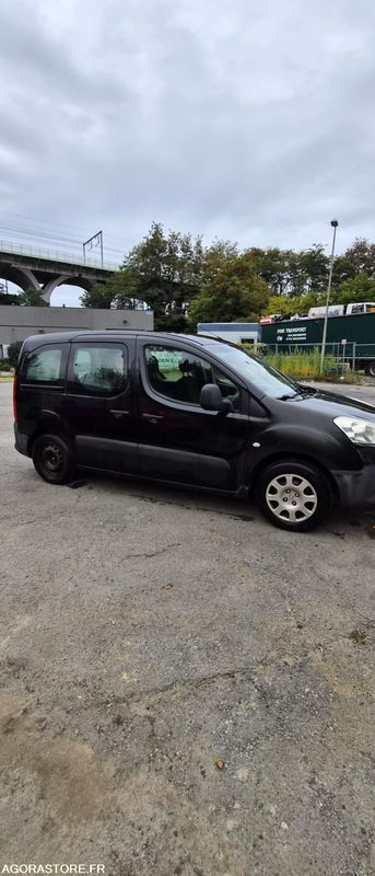 Monospace Peugeot Partner - 2012 - 296 080km - Personenwagen: afbeelding 1 Monospace Peugeot Partner - 2012 - 296 080km - Personenwagen: afbeelding 1