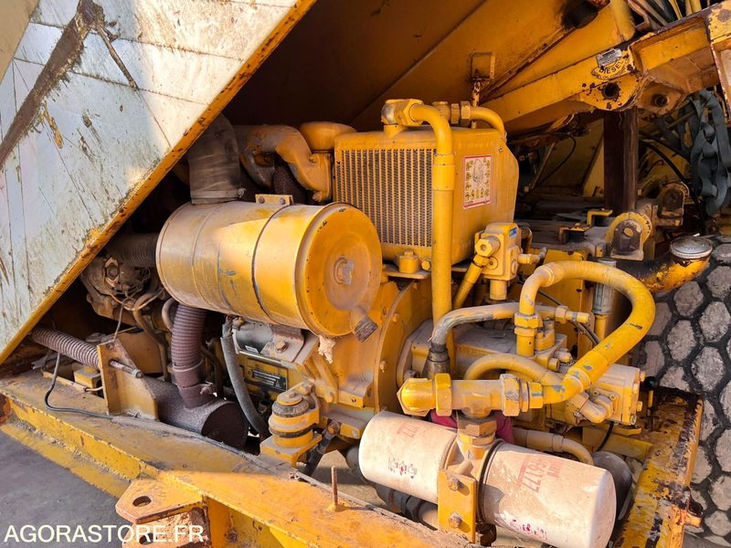 NIVELEUSE MBU G50A 7T - 1990 / 6892 HEURES - Grader: afbeelding 5 NIVELEUSE MBU G50A 7T - 1990 / 6892 HEURES - Grader: afbeelding 5