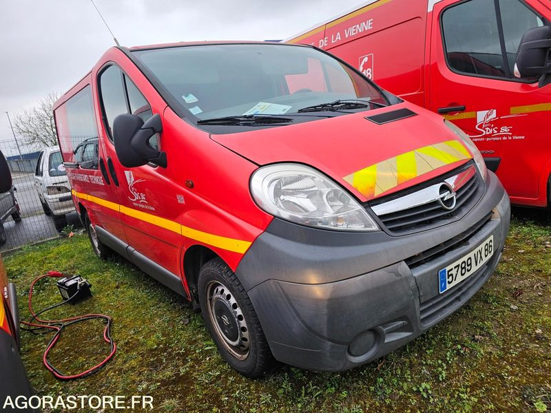 OPEL VIVARO 246157kms 2008 - 5789VX86 - Gesloten bestelwagen: afbeelding 2 OPEL VIVARO 246157kms 2008 - 5789VX86 - Gesloten bestelwagen: afbeelding 2