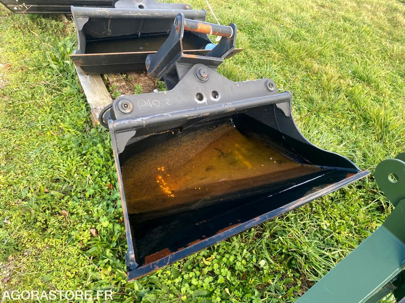 Godet curage orientable pour pelle 4T à 6T NEUF - Onderdelen voor Bouwmachine: afbeelding 2 Godet curage orientable pour pelle 4T à 6T NEUF - Onderdelen voor Bouwmachine: afbeelding 2