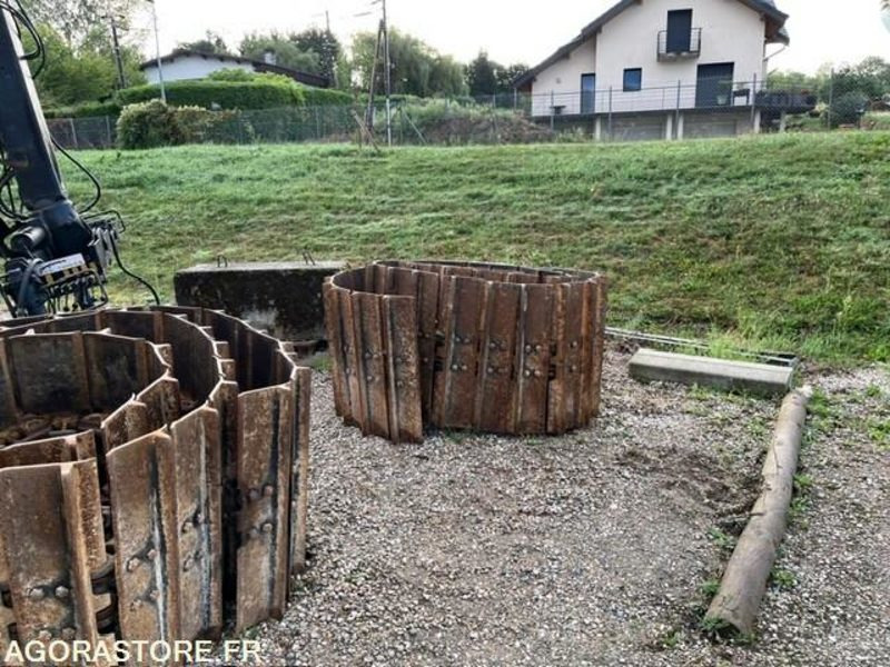 PAIRE DE CHENILLES CATERPILLAR D6N - Onderdelen voor Bouwmachine: afbeelding 2 PAIRE DE CHENILLES CATERPILLAR D6N - Onderdelen voor Bouwmachine: afbeelding 2