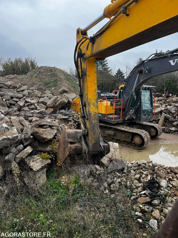 PELLE 20 TONNES - JCB TYPE JS200 - 1997 / 1200 HEURES - Graafmachine: afbeelding 5 PELLE 20 TONNES - JCB TYPE JS200 - 1997 / 1200 HEURES - Graafmachine: afbeelding 5