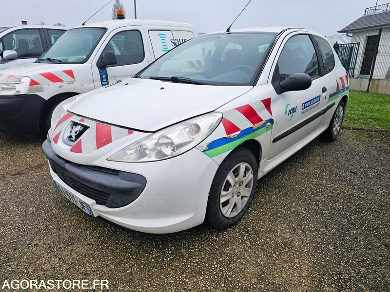 PEUGEOT 206+ - 2010 - 271008KM - AJ611JF - Personenwagen: afbeelding 1 PEUGEOT 206+ - 2010 - 271008KM - AJ611JF - Personenwagen: afbeelding 1