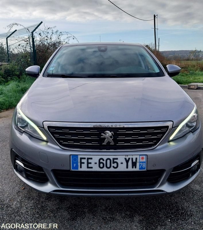 PEUGEOT 308 phase II - 110ch - 2019 - 172160km - ESSENCE - Personenwagen: afbeelding 3 PEUGEOT 308 phase II - 110ch - 2019 - 172160km - ESSENCE - Personenwagen: afbeelding 3