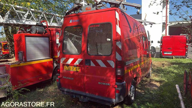 PEUGEOT BOXER - 2001 - 29209KM - Gesloten bestelwagen: afbeelding 4 PEUGEOT BOXER - 2001 - 29209KM - Gesloten bestelwagen: afbeelding 4