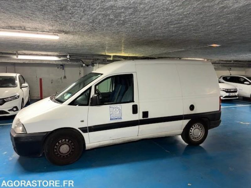 PEUGEOT EXPERT - 2006 - 80778kms - Kleine bestelwagen: afbeelding 2 PEUGEOT EXPERT - 2006 - 80778kms - Kleine bestelwagen: afbeelding 2