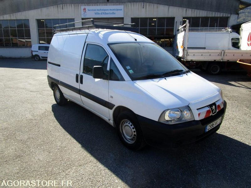PEUGEOT EXPERT du 29/11/2005 en l'état (Contrôle Technique joint) - Gesloten bestelwagen: afbeelding 3 PEUGEOT EXPERT du 29/11/2005 en l'état (Contrôle Technique joint) - Gesloten bestelwagen: afbeelding 3