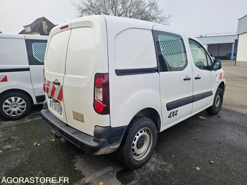 PEUGEOT PARTNER - 2018 - 189946KM - FB126SH - Kleine bestelwagen: afbeelding 3 PEUGEOT PARTNER - 2018 - 189946KM - FB126SH - Kleine bestelwagen: afbeelding 3