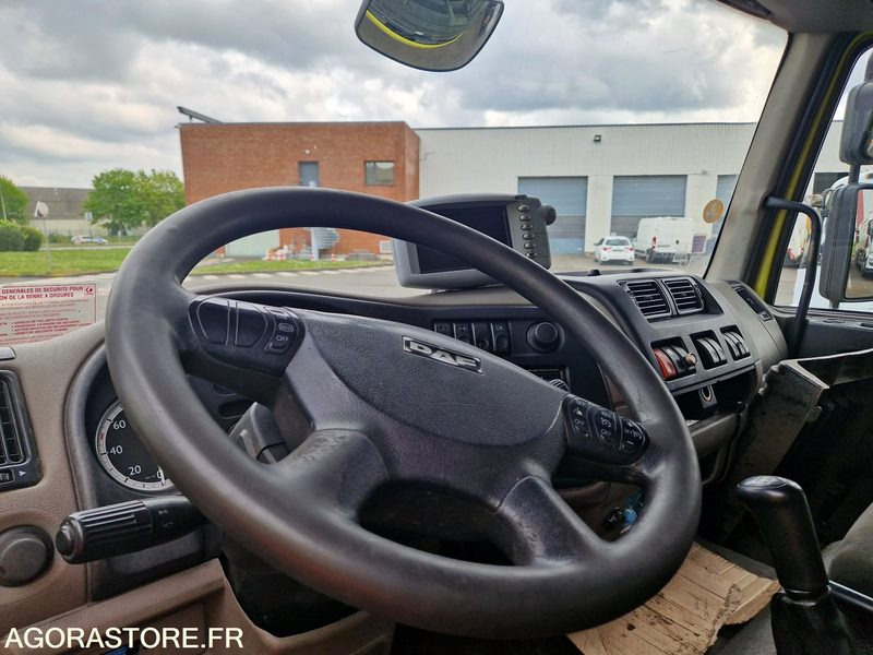 PORTEUR BOM 12T DAF FAUN - 2012 - 257 530 KM - Vuilniswagen: afbeelding 2 PORTEUR BOM 12T DAF FAUN - 2012 - 257 530 KM - Vuilniswagen: afbeelding 2