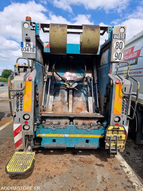 PORTEUR BOM 12T DAF FAUN - 2012 - Vuilniswagen: afbeelding 4 PORTEUR BOM 12T DAF FAUN - 2012 - Vuilniswagen: afbeelding 4