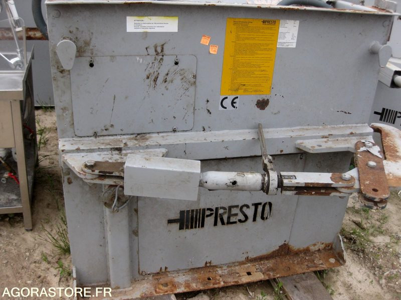 PRESSE A CARTON A VIS PRESTO SPN15 - 2009 - Gereedschap/ Toebehoor: afbeelding 4 PRESSE A CARTON A VIS PRESTO SPN15 - 2009 - Gereedschap/ Toebehoor: afbeelding 4