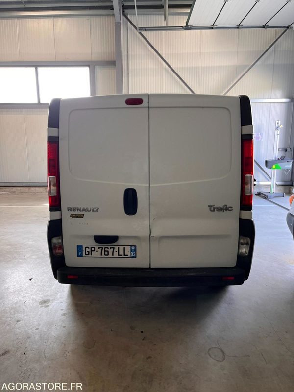 PRIX TTC 0%TVA - RENAULT TRAFIC 2008 2.0 DCI 214.000KM MOTEUR ECHANGE STANDARD - Gesloten bestelwagen: afbeelding 4 PRIX TTC 0%TVA - RENAULT TRAFIC 2008 2.0 DCI 214.000KM MOTEUR ECHANGE STANDARD - Gesloten bestelwagen: afbeelding 4