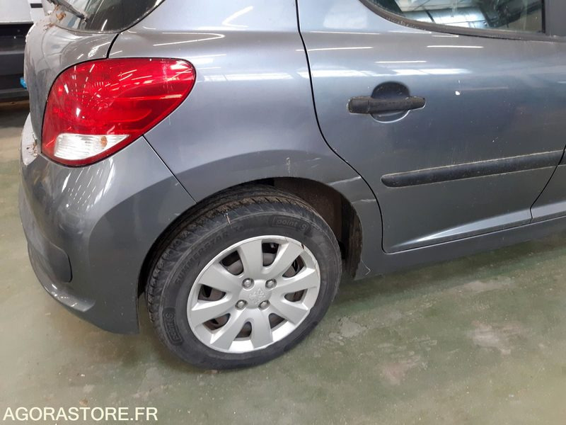 Peugeot 207 1.4 l essence - Personenwagen: afbeelding 5 Peugeot 207 1.4 l essence - Personenwagen: afbeelding 5