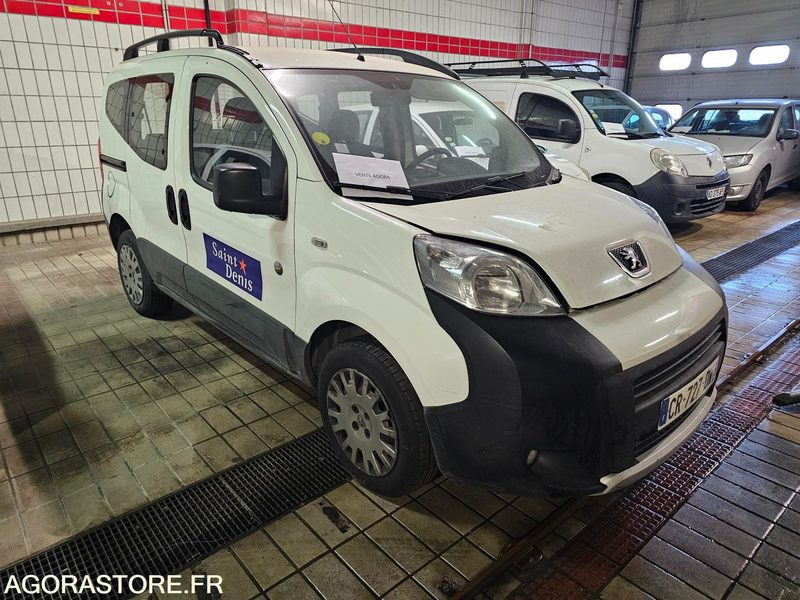 Peugeot Bipper Teepee - 2013 - 37871kms - CR 727 DW - Personenwagen: afbeelding 3 Peugeot Bipper Teepee - 2013 - 37871kms - CR 727 DW - Personenwagen: afbeelding 3