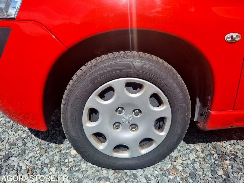 Peugeot Partner - - Kleine bestelwagen: afbeelding 5 Peugeot Partner - - Kleine bestelwagen: afbeelding 5