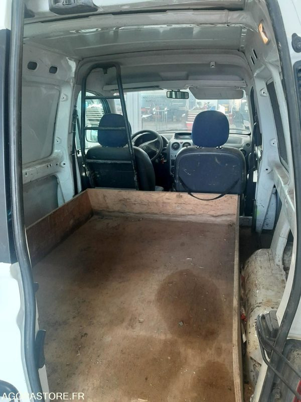 Peugeot Partner - Kleine bestelwagen: afbeelding 4 Peugeot Partner - Kleine bestelwagen: afbeelding 4