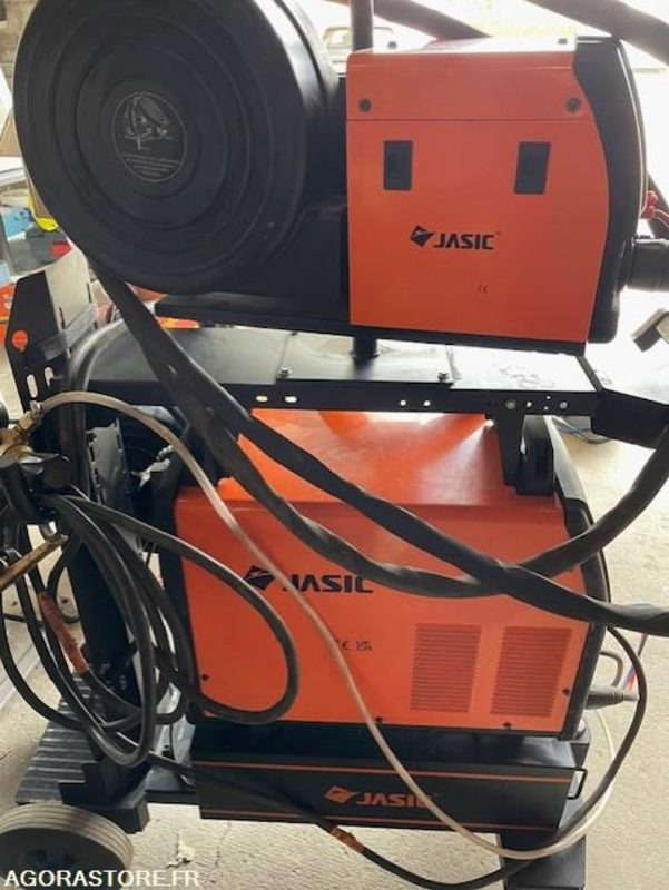 Poste a souder Jasic 350 multi process + consommables - Bouwmaterieel: afbeelding 2 Poste a souder Jasic 350 multi process + consommables - Bouwmaterieel: afbeelding 2