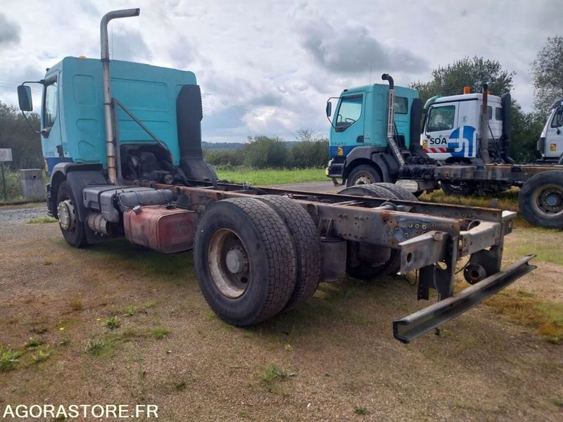 RENAULT 320-19 DCI / 2003 / 401 116 Km - Chassis vrachtwagen: afbeelding 5 RENAULT 320-19 DCI / 2003 / 401 116 Km - Chassis vrachtwagen: afbeelding 5