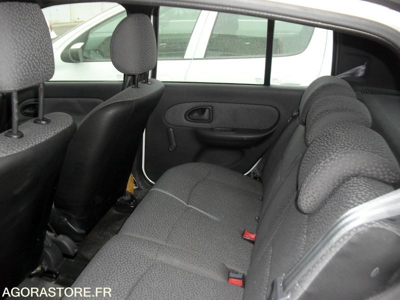 RENAULT CLIO 1.5 DCI 5 PORTES - Personenwagen: afbeelding 5 RENAULT CLIO 1.5 DCI 5 PORTES - Personenwagen: afbeelding 5