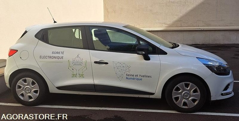 RENAULT - CLIO - 2018 - 79 000 KM - Personenwagen: afbeelding 4 RENAULT - CLIO - 2018 - 79 000 KM - Personenwagen: afbeelding 4