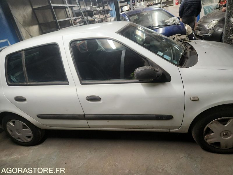 RENAULT CLIO - Personenwagen: afbeelding 3 RENAULT CLIO - Personenwagen: afbeelding 3